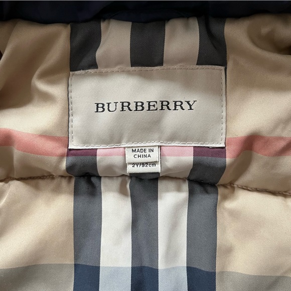 Burberry blue and nova check down puffer size 2 - Picture 5 of 8